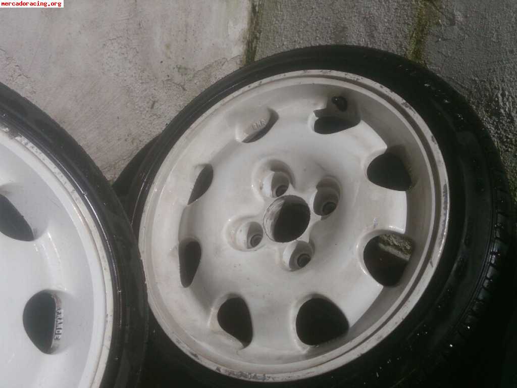 Vendo 4 llantas 205 gti blancas