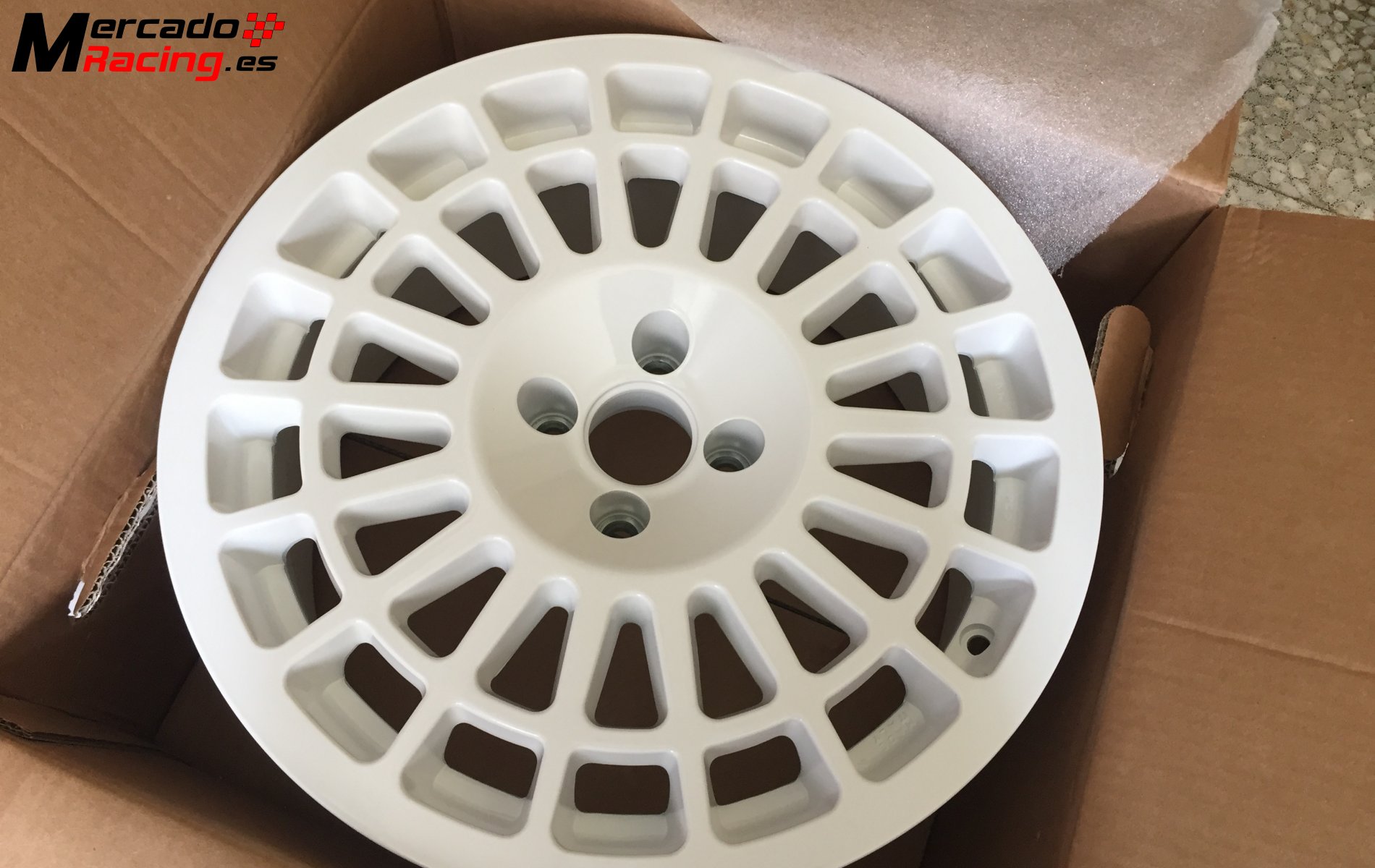 Llantas tipo th2 y montecarlo, gran calidad bujes 4x100 y 5x