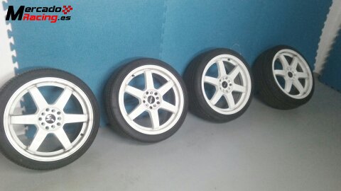 Llantas tipo compomotive 18  con neumáticos nuevos incluidos