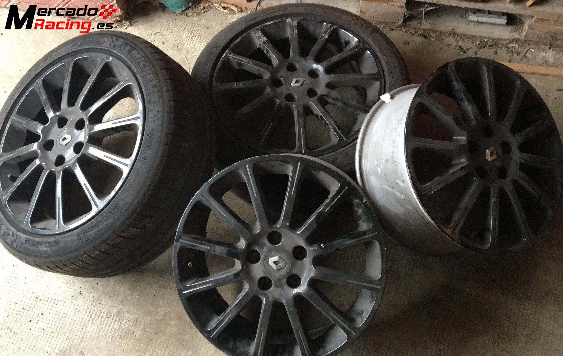 Se venden llantas de clio sport 3