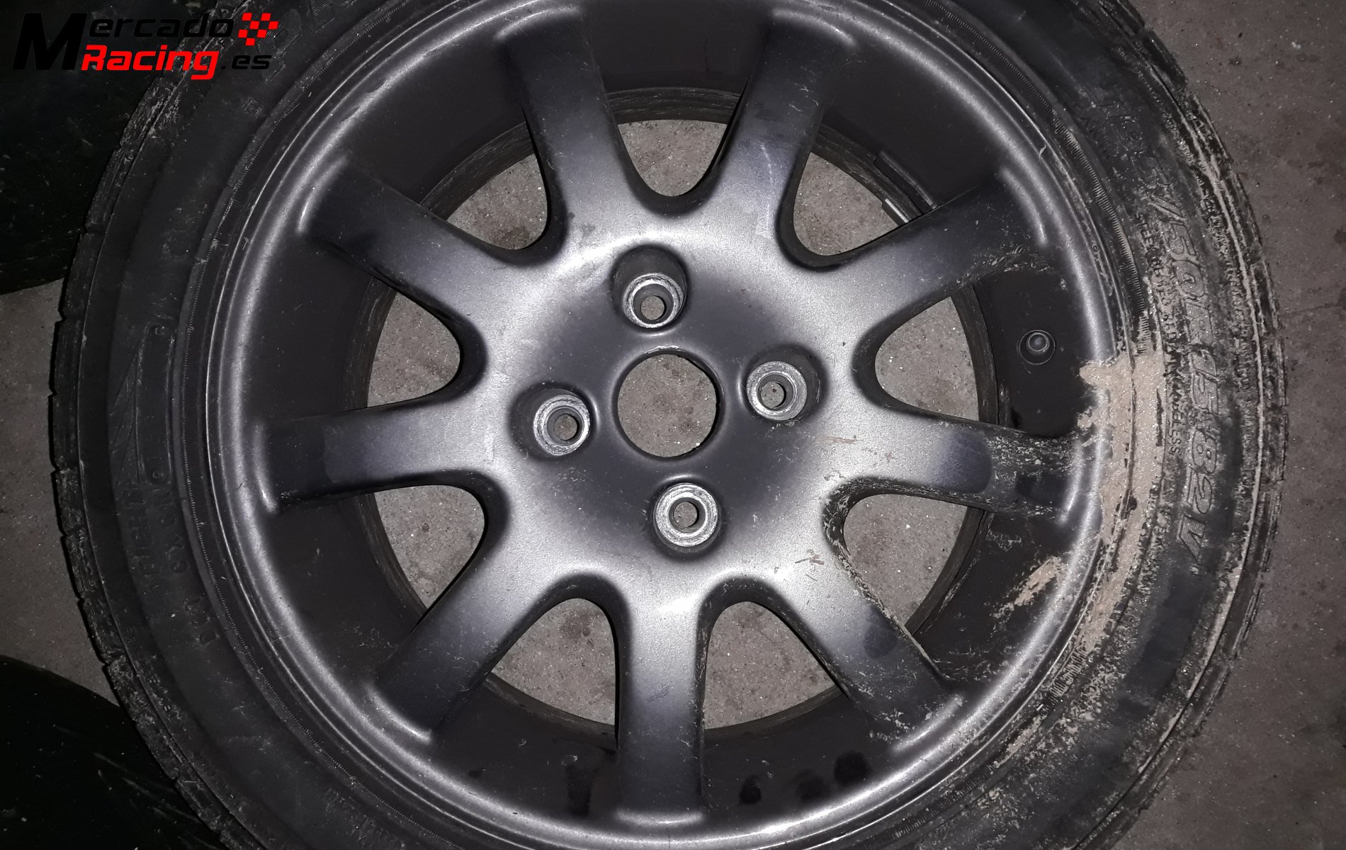 Vendo llantas con gomas de 206 gti en 15
