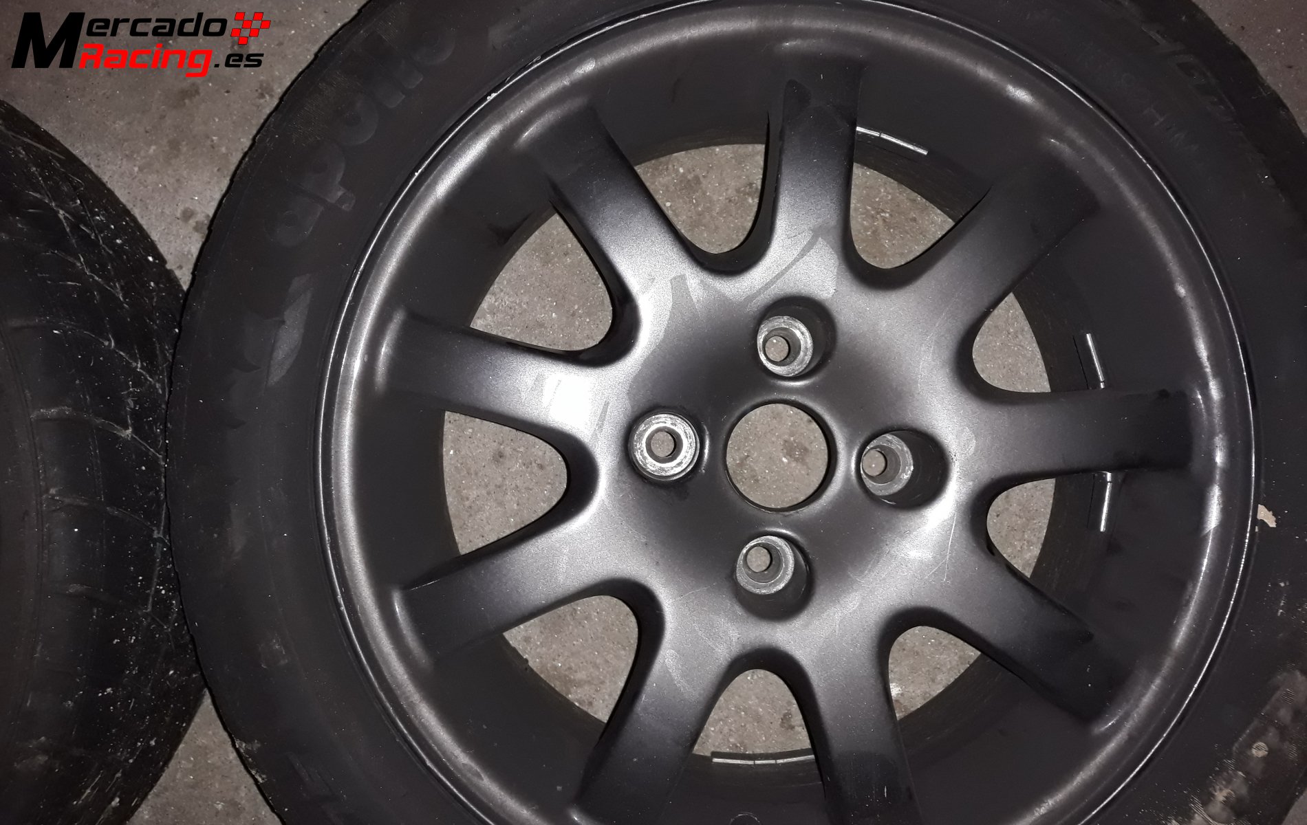 Vendo llantas con gomas de 206 gti en 15