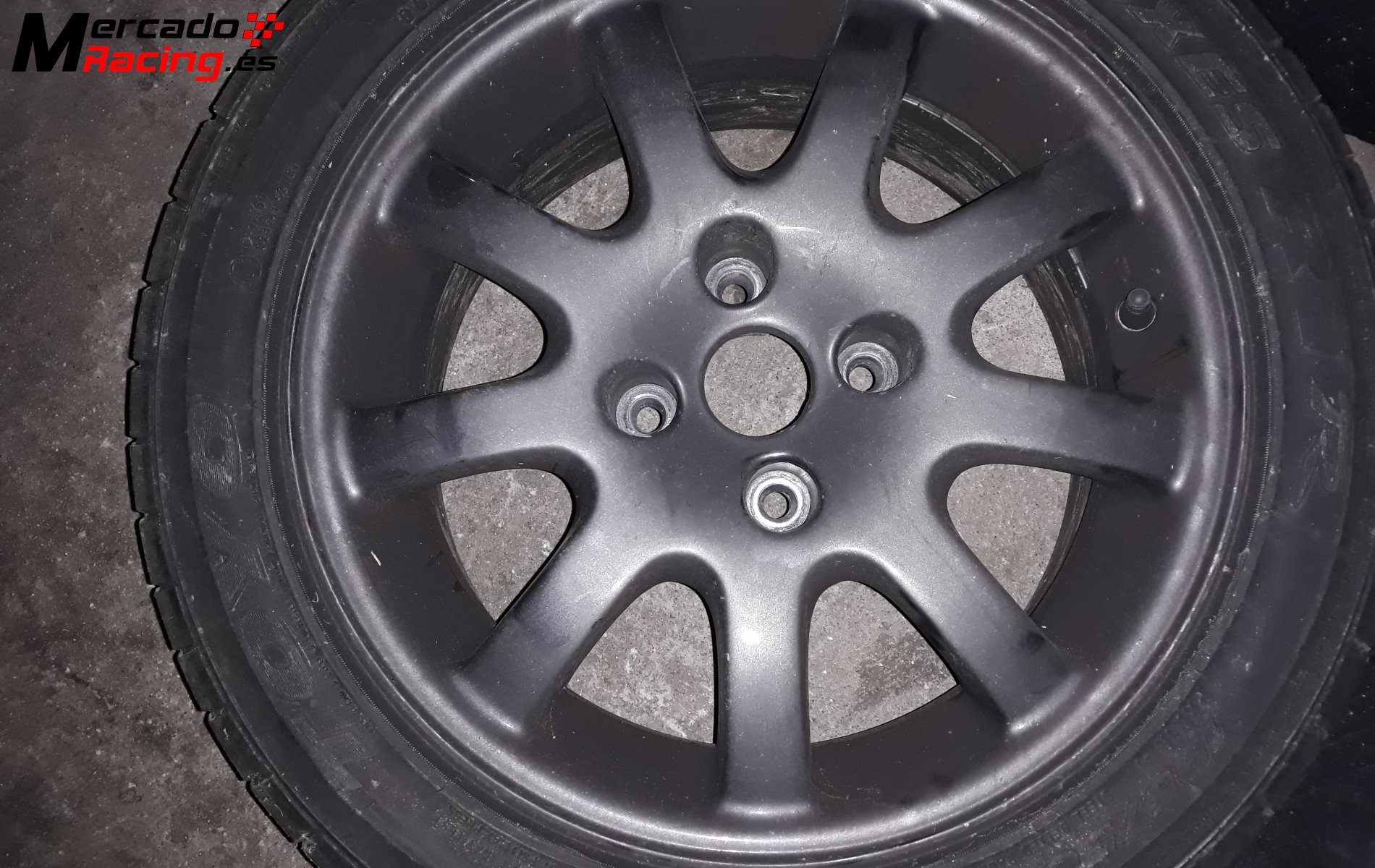 Vendo llantas con gomas de 206 gti en 15