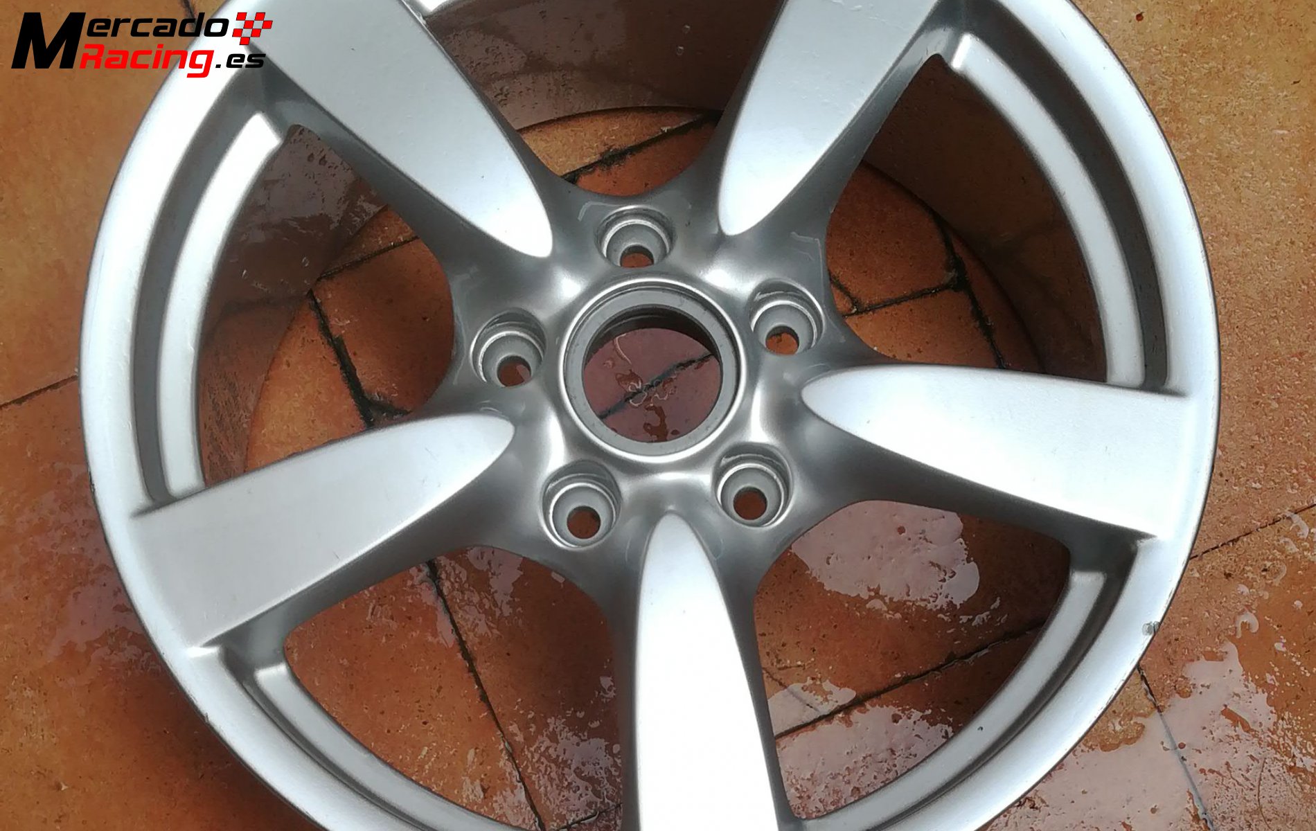 Se vende llantas de porche cayman s