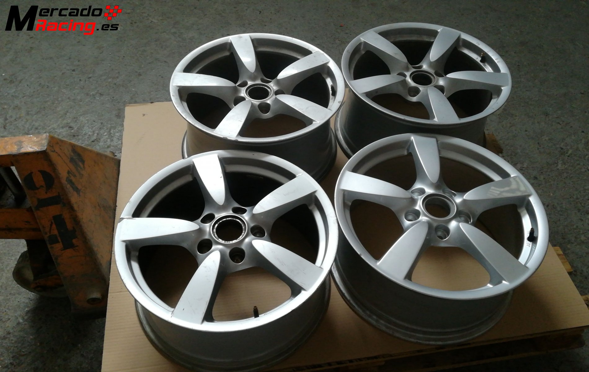 Se vende llantas de porche cayman s