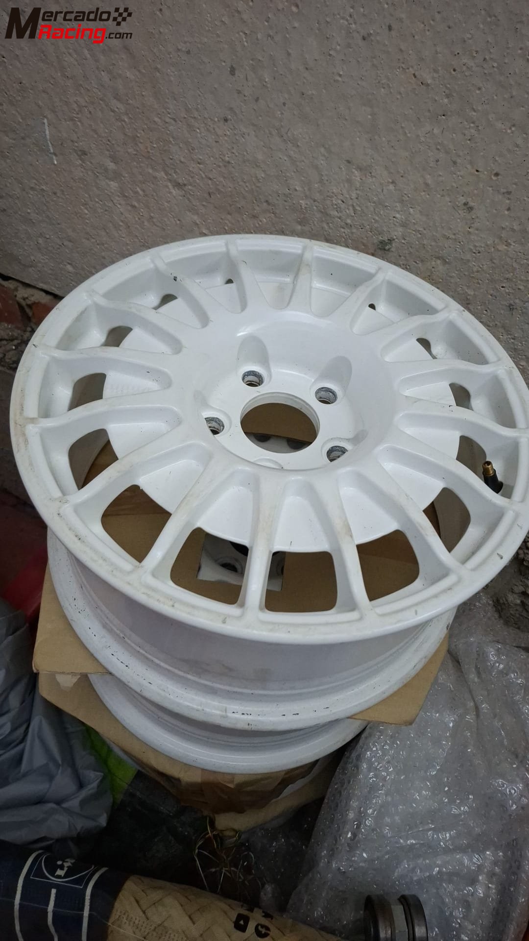 Llantas  oz  mitsubishi 15 tierra 