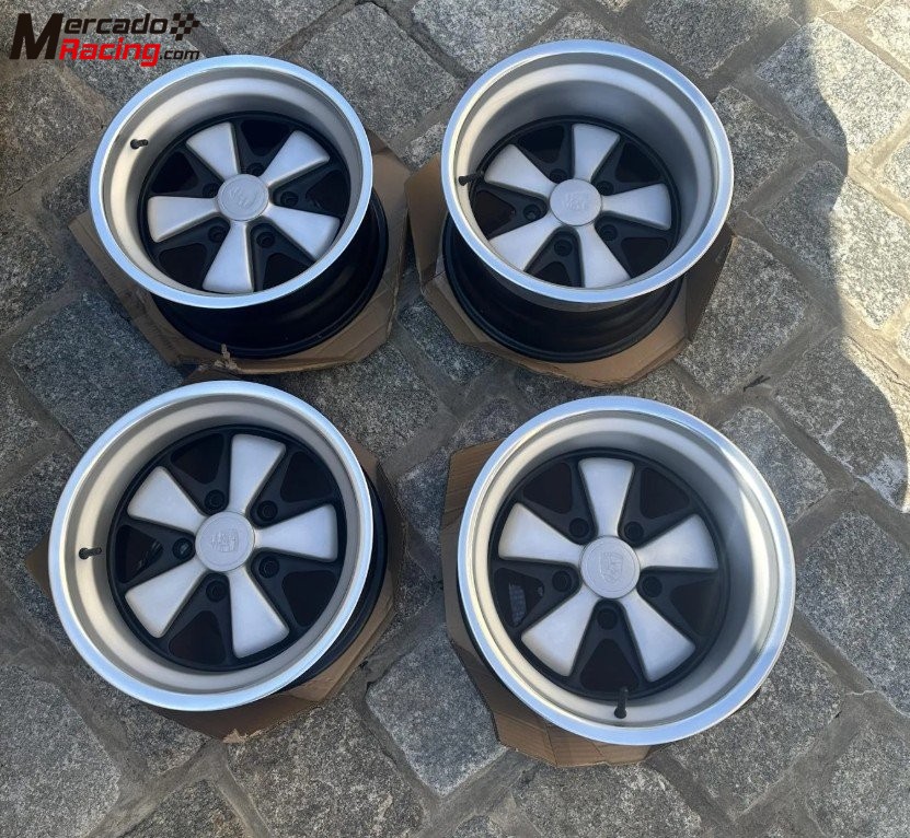 Porsche 911 15×9″ and 15×11″ fuchs wheels