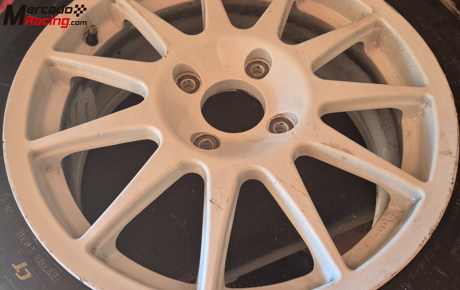 Vendo llantas 206 super 1600