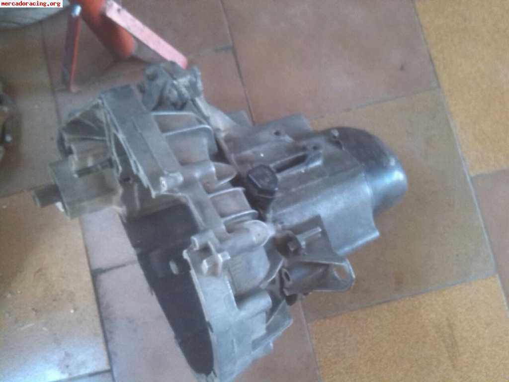 Se vende caja de cambios de renault clio 16v