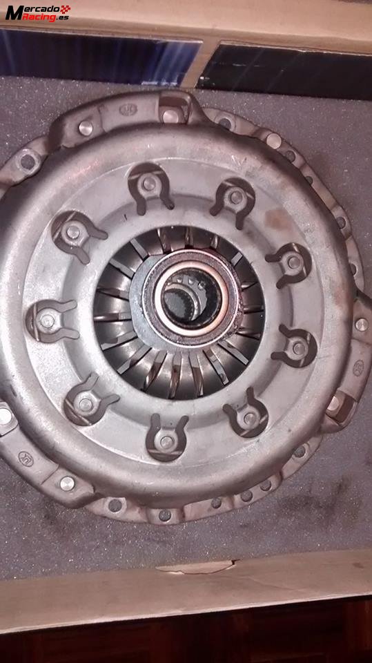 Kit de embrague orgánico luk clio sport 172 y 182