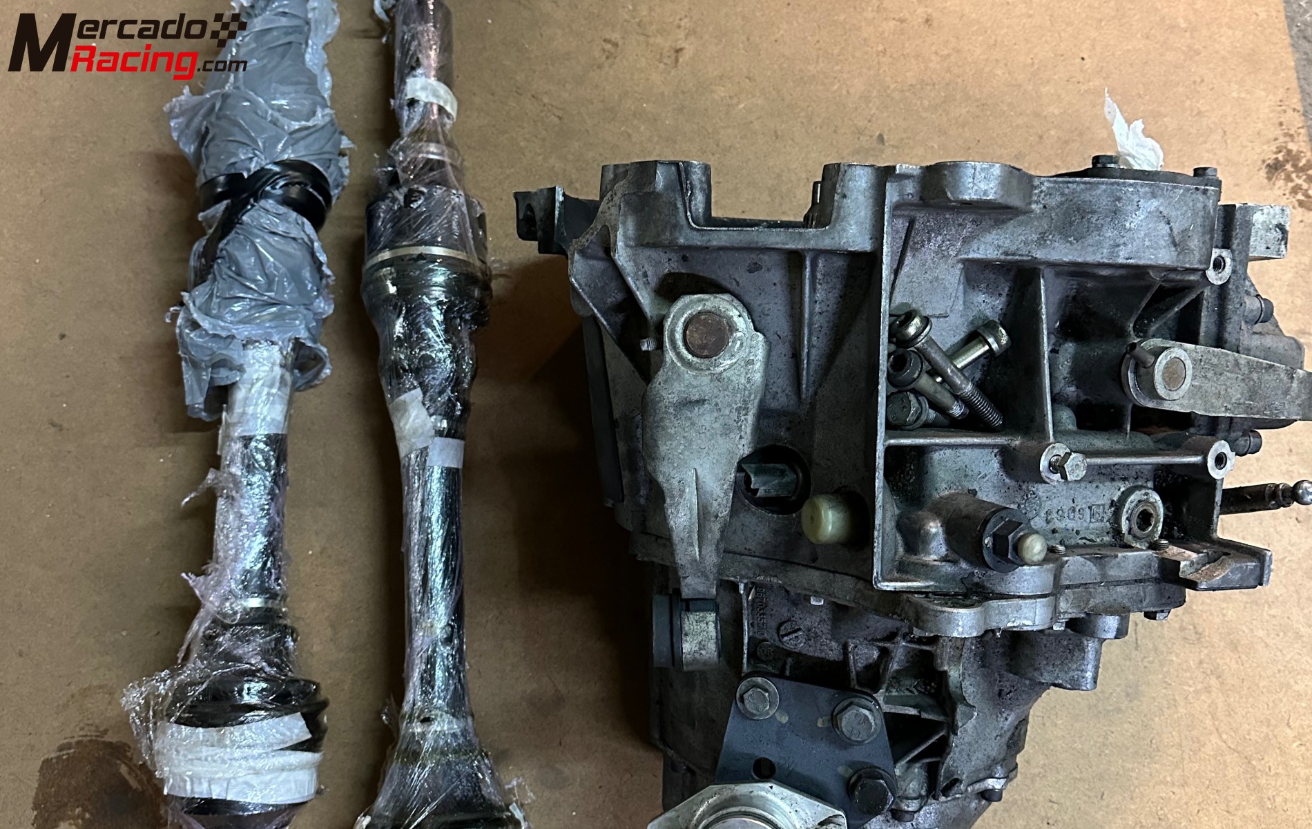 Caja be5sman saxo/106