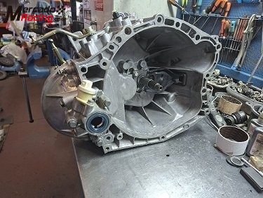 Caja peugeot 206 gti reacondicionada