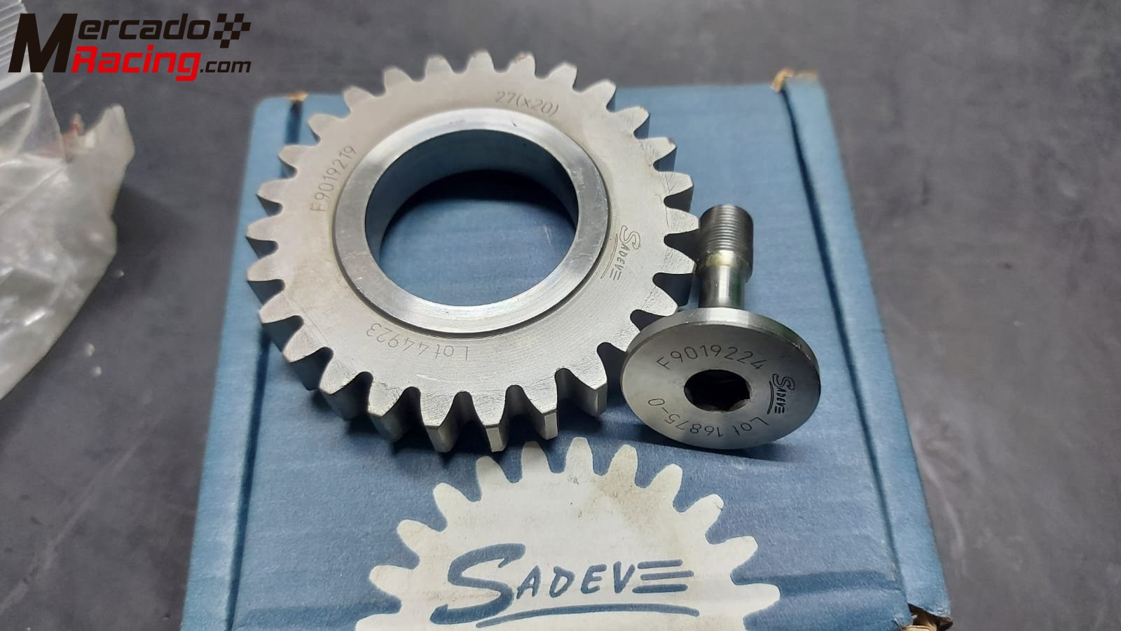 Material sadev variado usado  c2 r2 max