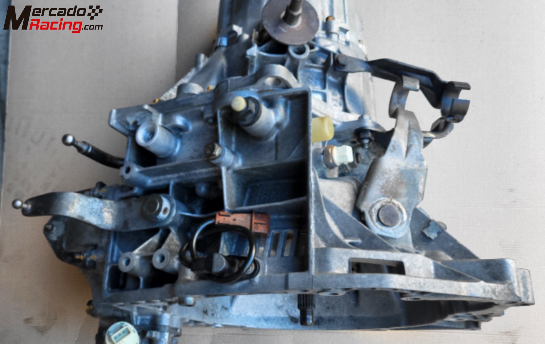 Caja 6v 306 gti