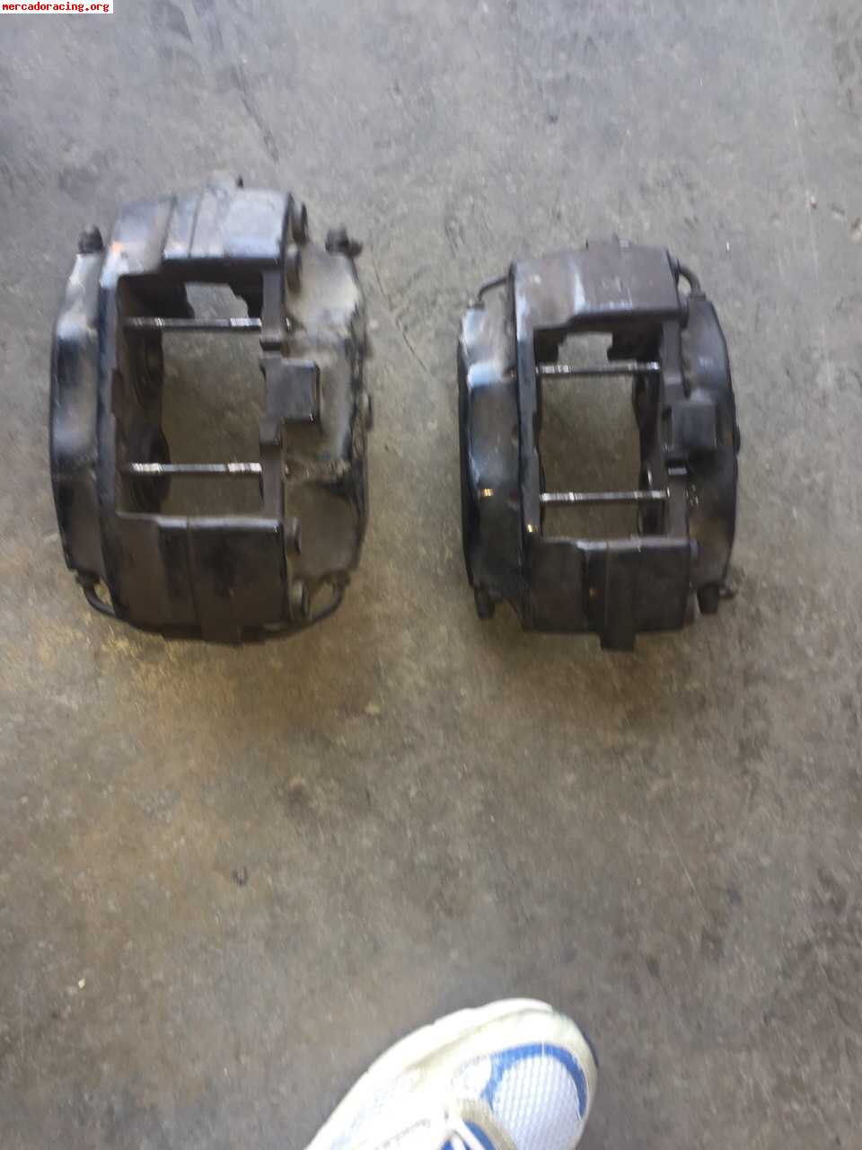 Vendo frenos brembo de 4 pistones