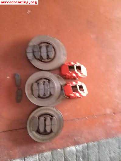 Pinzas de frenos alcon de la copa saxo