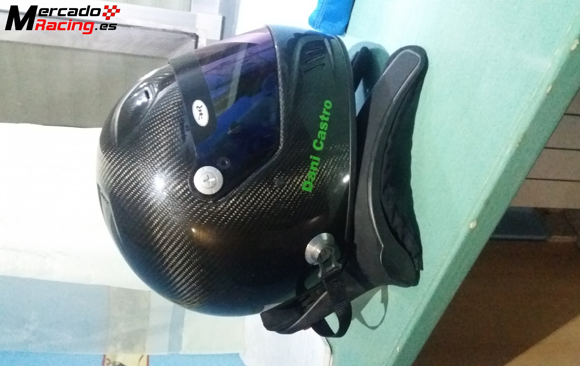 Vendo casco carbono cerrado