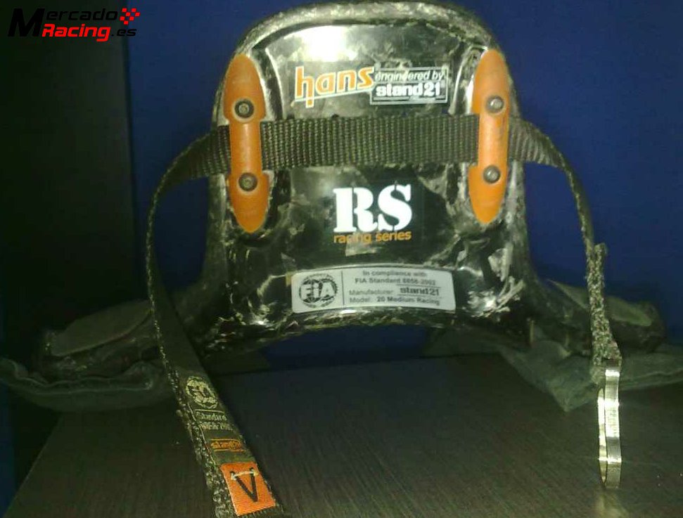 Casco omp y hans de carbono 