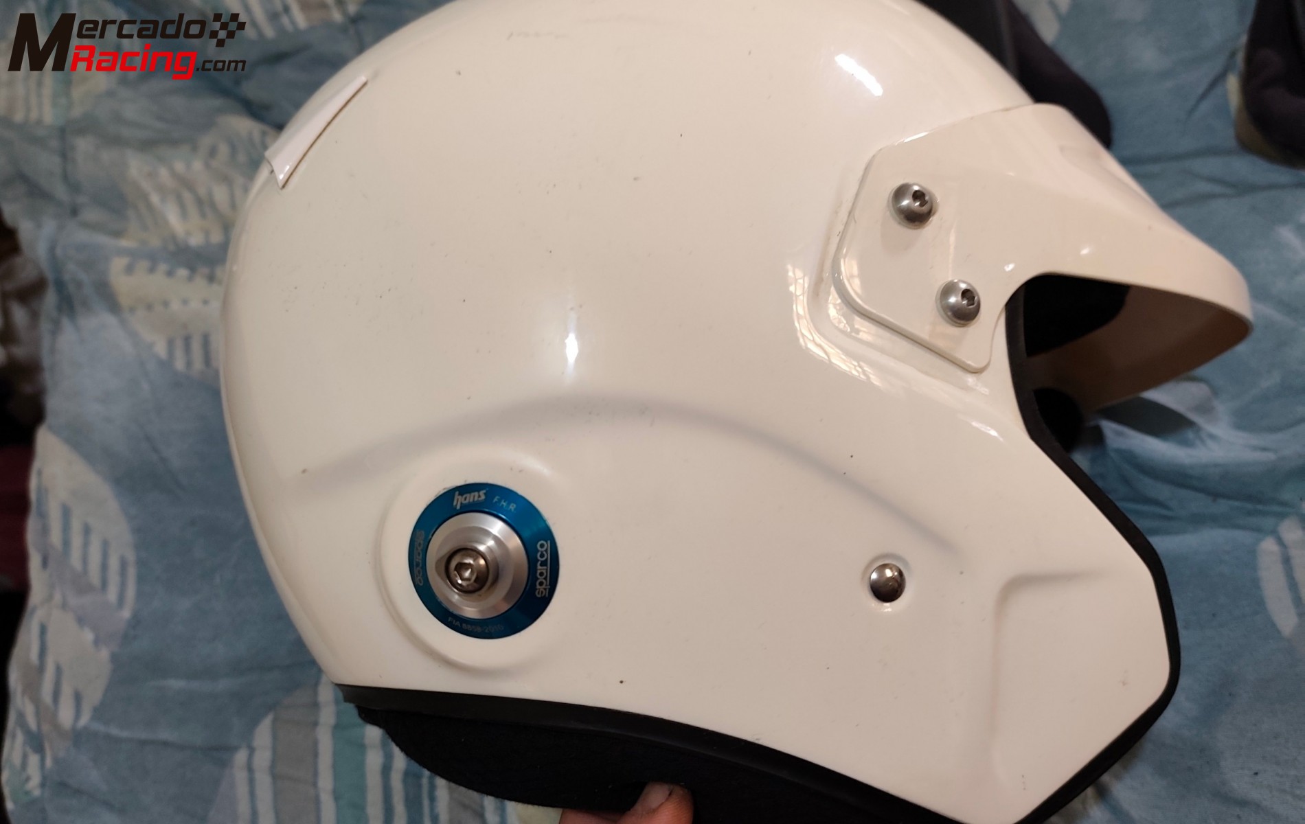 Se venden dos cascos sparco con seis carreras