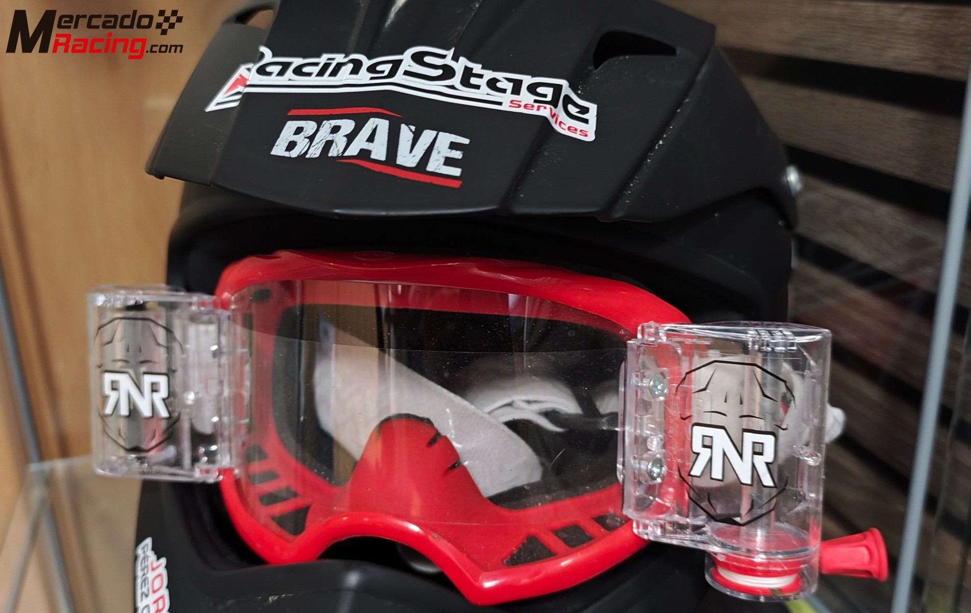 Vendo casco karts cross homologado  + gafas 