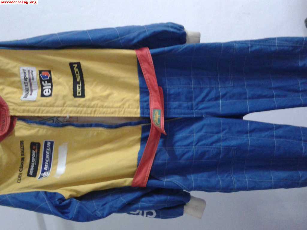 Vendo mono y camiseta interior