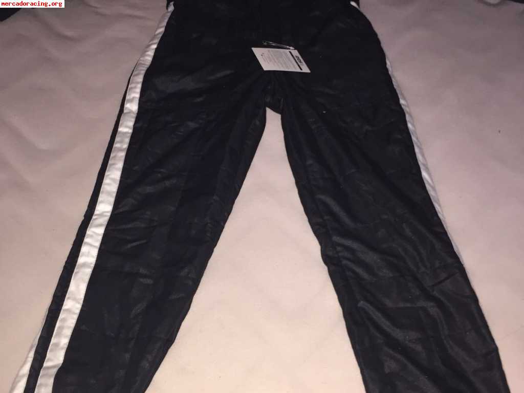Vendo mono rrs sin estrenar con etiquetas