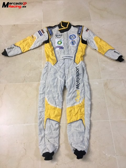 Se venden tres unidades monos oficiales opel motorsport