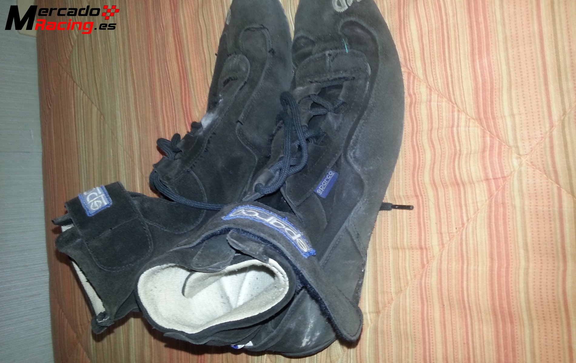 Botines talla 45 , guantes , mono omp talla 64 como nuevo