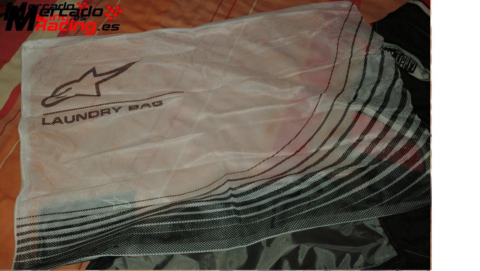 Vendo mono alpinestars gp pro suit talla 54