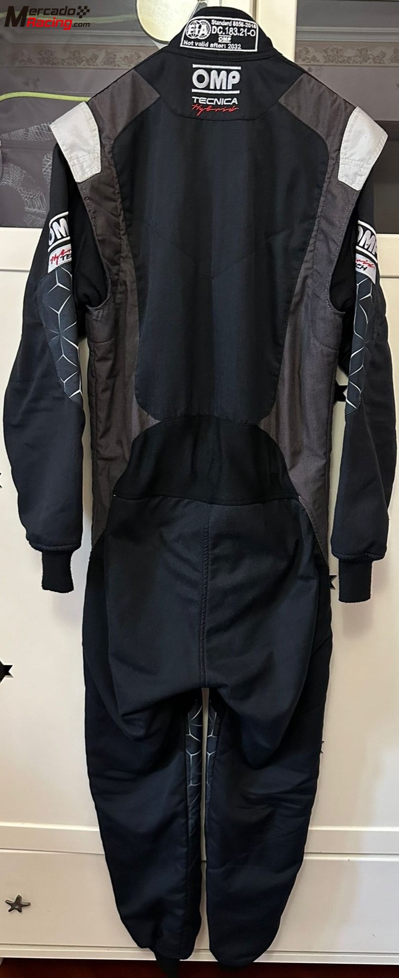 Mono omp tecnica hybrid talla 50