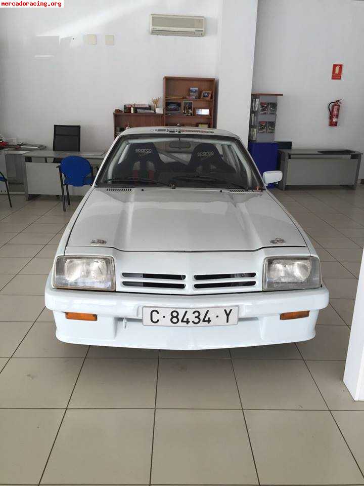 Se vende opel manta gsi 2000 estado impecable