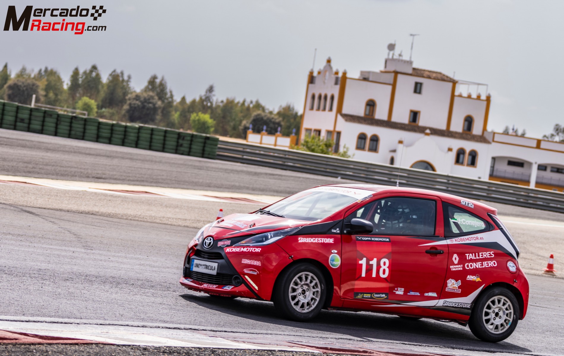 Se vende toyota aygo copa kobe 