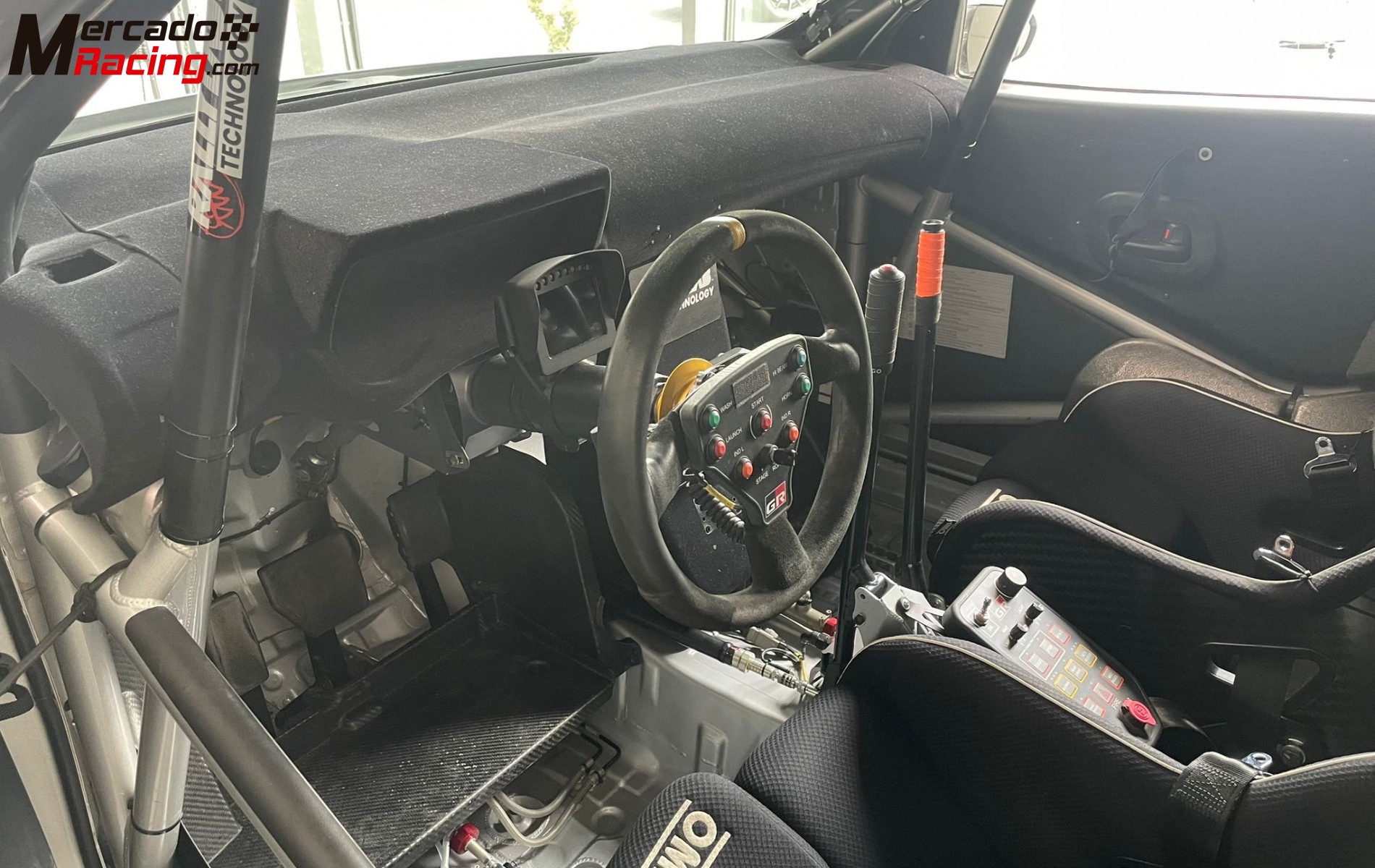 Toyota yaris gr rally2 