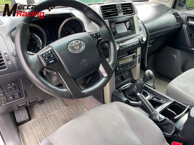 Land cruiser 150 60aniversario