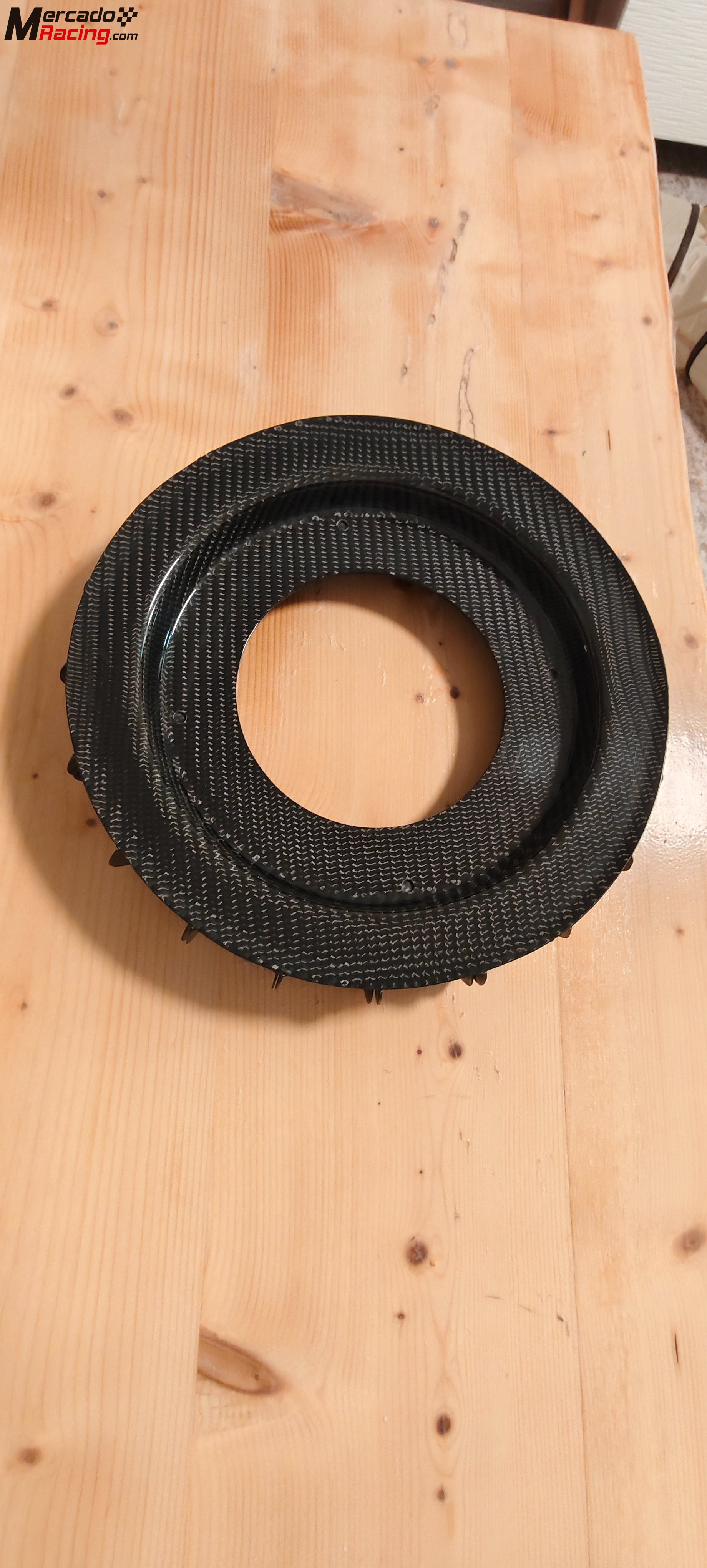 Ventolines fibra de carbono para llanta 16