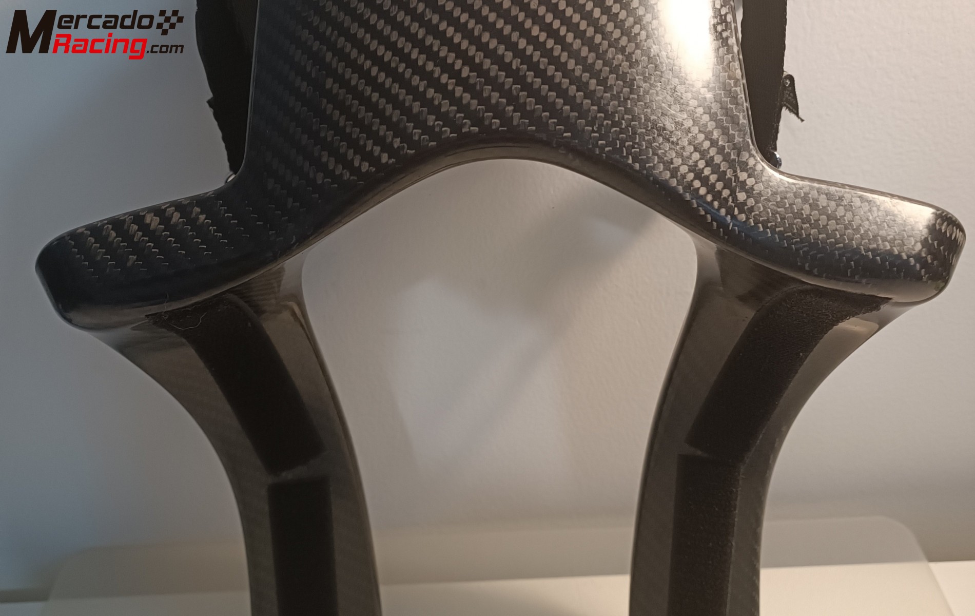 Se vende hans schroth racing carbono.