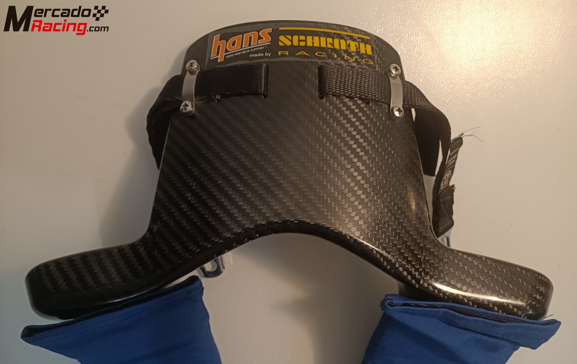 Se vende hans schroth racing carbono.