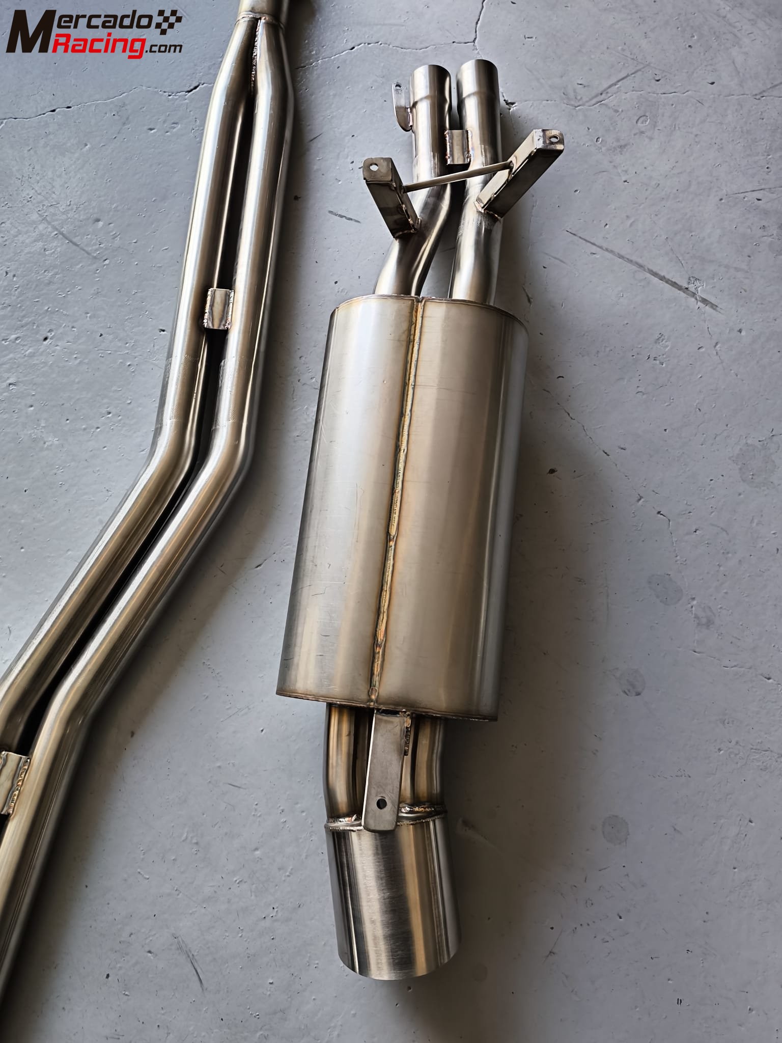 Línea de escape bitubo 306 maxi v2