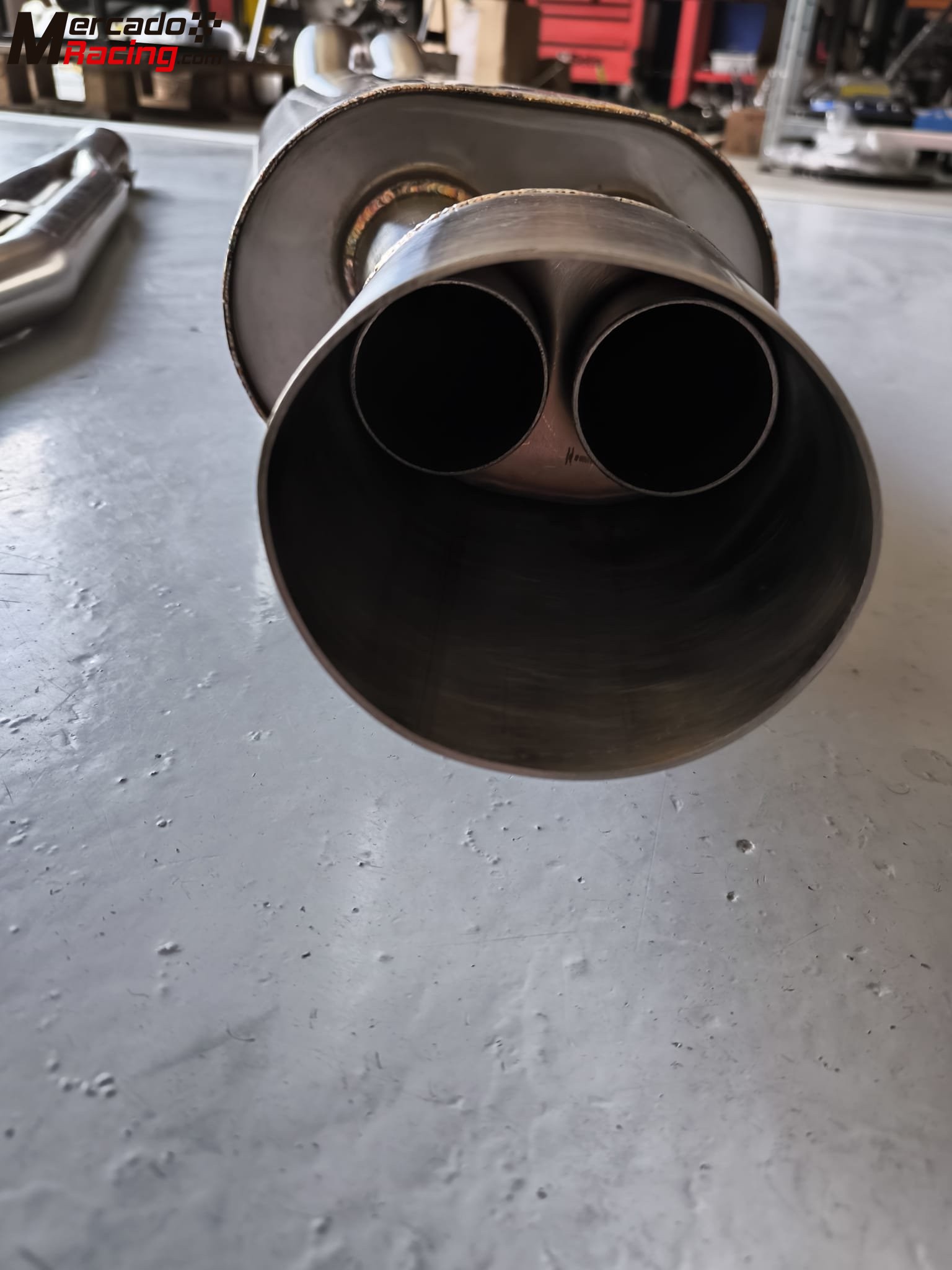 Línea de escape bitubo 306 maxi v2