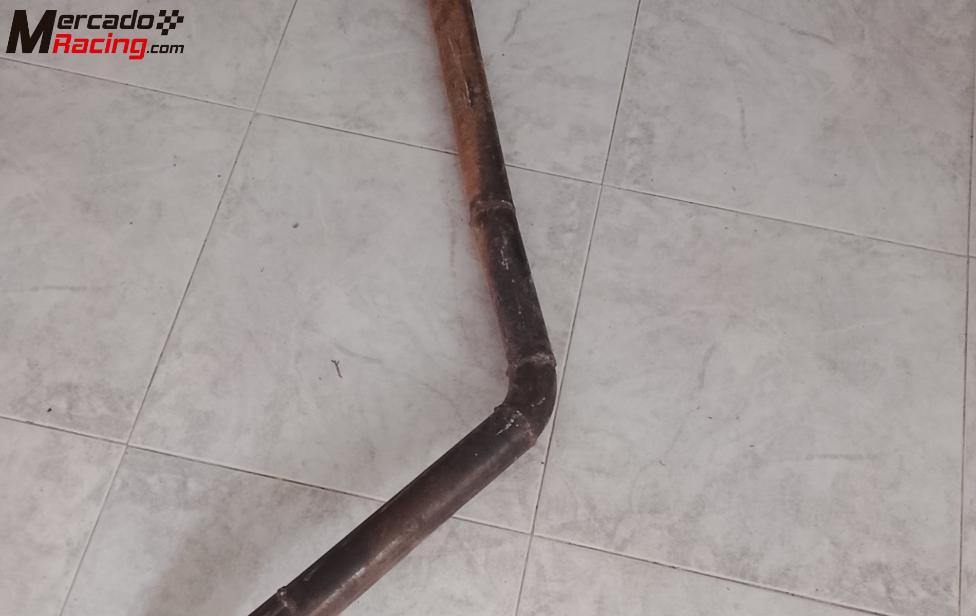 Se vende colectores con escape lateral de citroen ax para motor 1300cc estában en un a1/2 buen esta