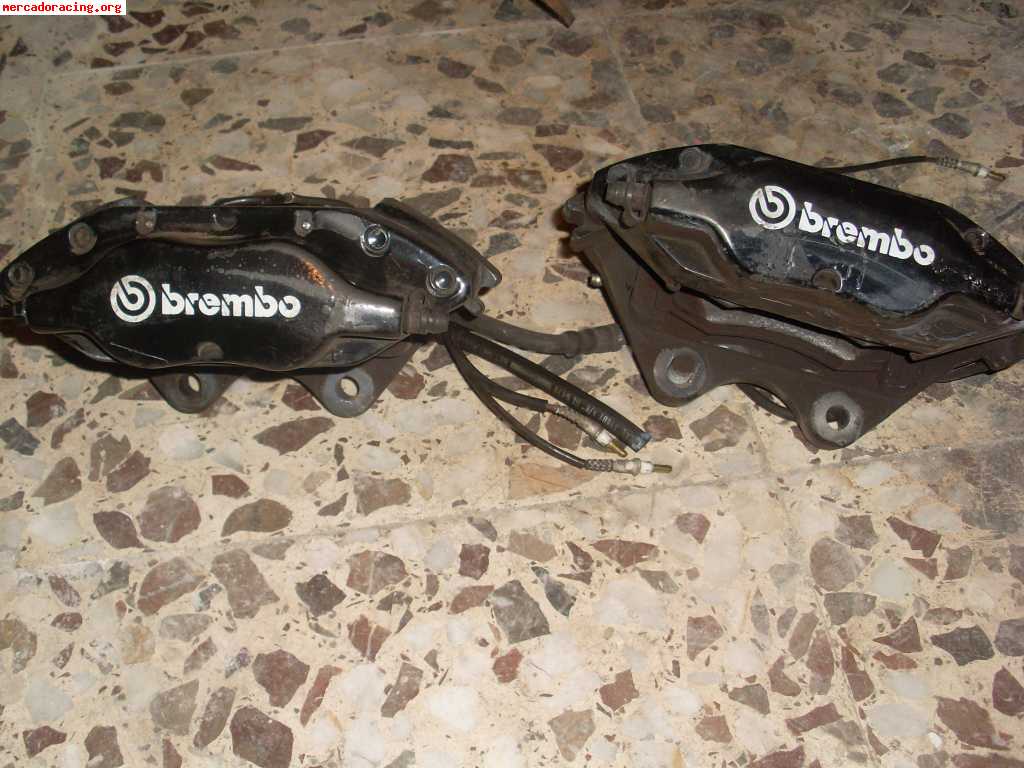 Se venden pinzas de freno brembo de 4 pistones