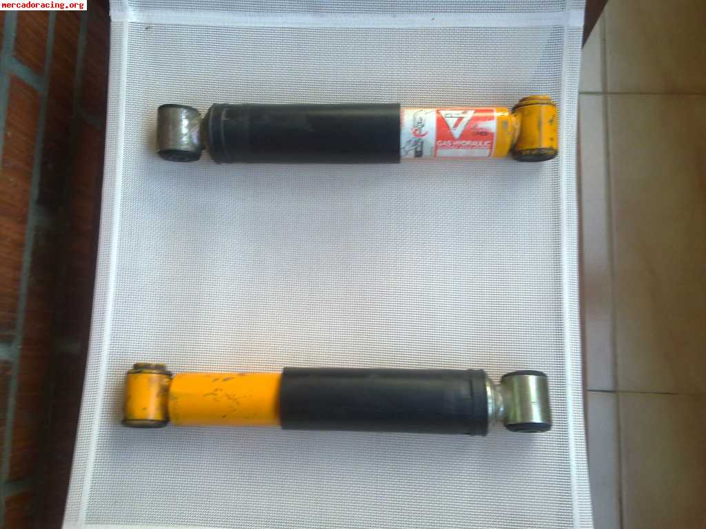 Se vende suspension koni trasera para saxo