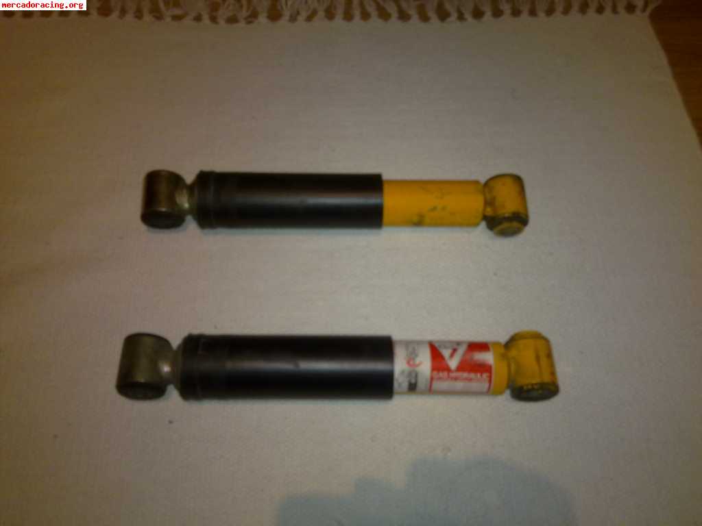 Se vende suspension koni trasera para saxo