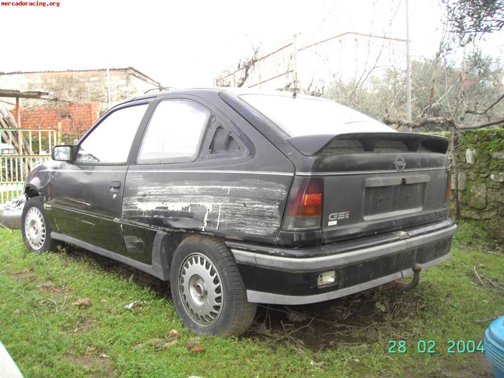 Carroceria de opel kadett