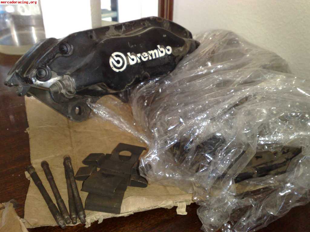 Vendo dos pinzas brembo delanteras del peugeot 406 coupé