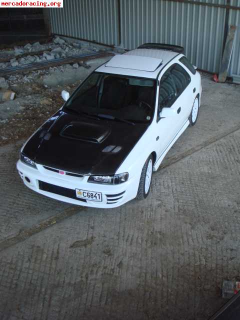 Vendo aleron de  subaru impreza sw en carbono