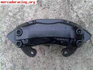 Pinzas brembo de 4 pistones. 