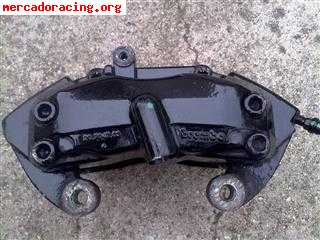 Pinzas brembo de 4 pistones. 