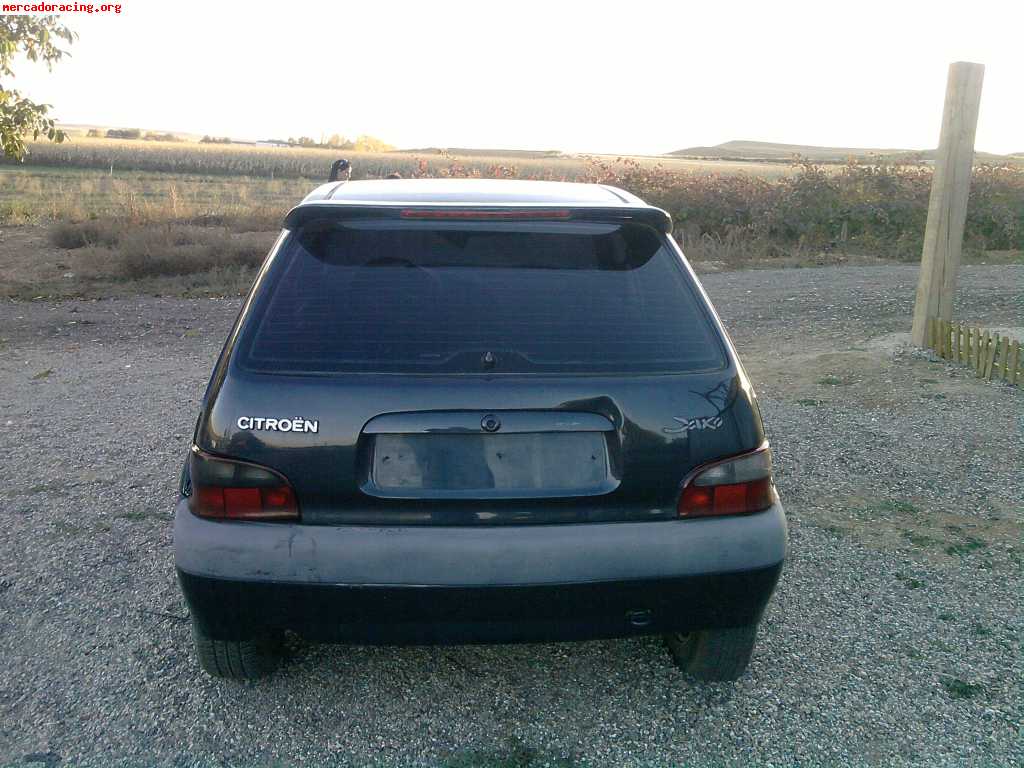 Vendo carroceria saxo 16 del 99 documentada..800 euros