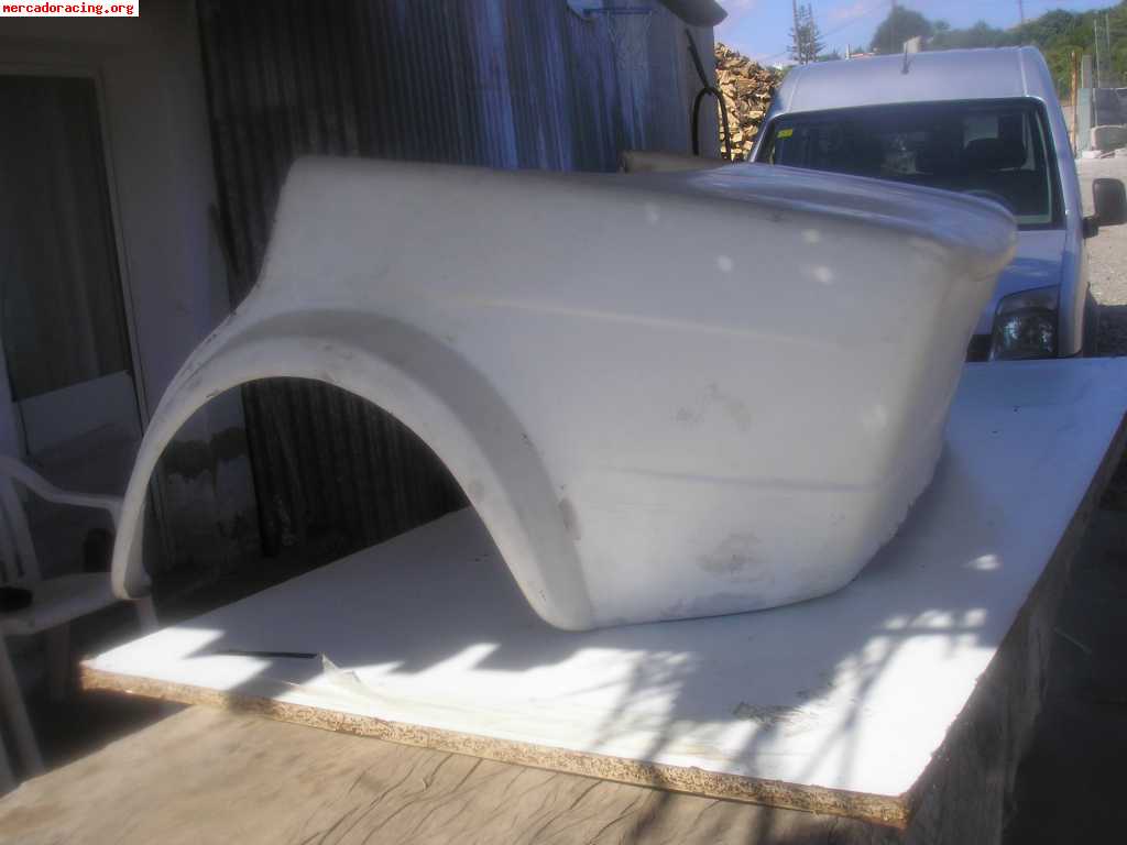 Piezas de fibra para simca